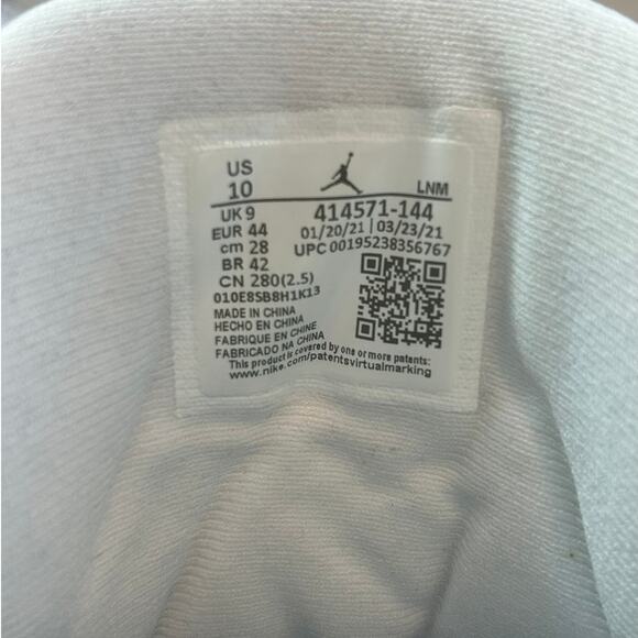 Air Jordan 13 Retro Obsidian Powder Blue Size 10 White Black Blue 414571-144 main image 4